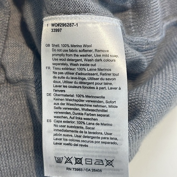 Helly Hansen Merino Wool Grey Sweater Size Small - Picture 7 of 8